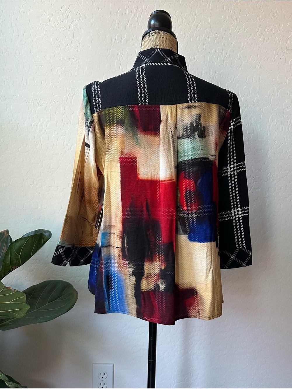 NWT Ali Miles Woven Abstract Multi Checked Stand Collar 3/4 Sleeve Tunic Size PM - Picture 3 of 8